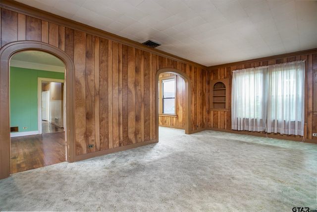 424 W Houston St, Tyler, TX 75702