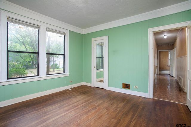 424 W Houston St, Tyler, TX 75702