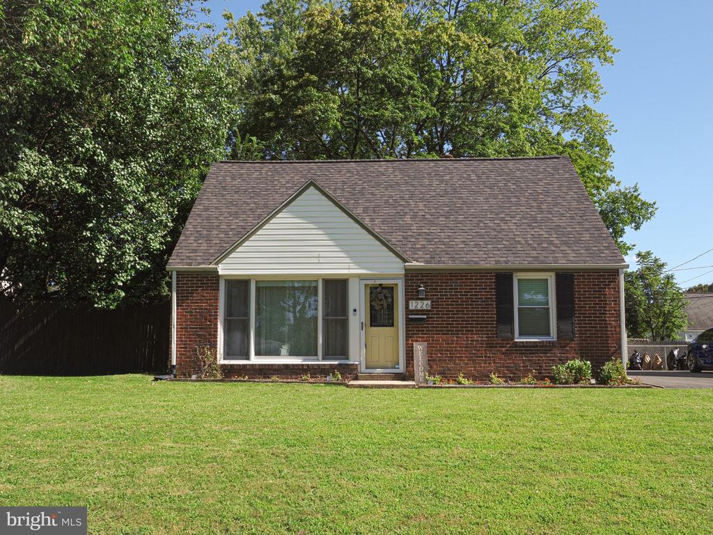 1226 UNIVERSITY AVE, MORTON, PA 19070 — exterior