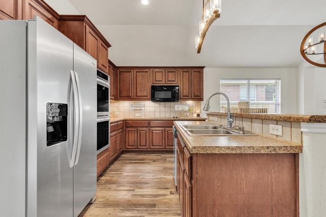 2825 Checker DR, Cedar Park, TX 78613