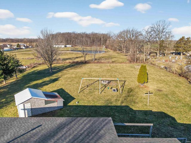 706 S Hamsher Street, Garrett, IN 46738