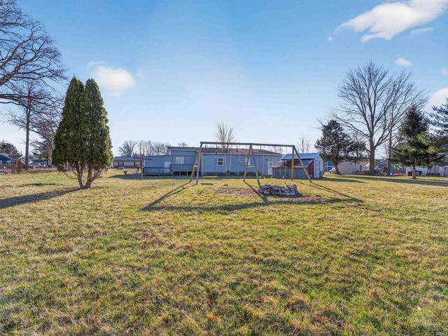 706 S Hamsher Street, Garrett, IN 46738