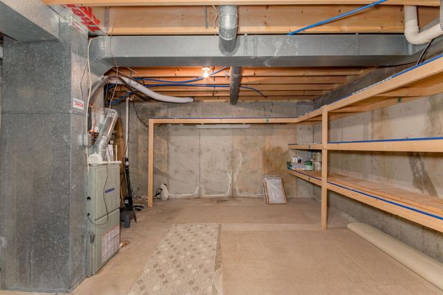 101 S Rock Rd #49, Derby, KS 67037