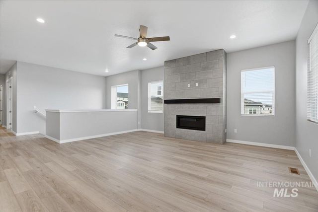 1301 White Cliffs St, Middleton, ID 83644