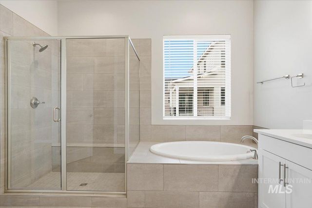 1301 White Cliffs St, Middleton, ID 83644