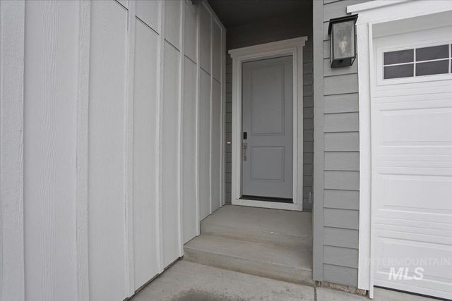 1301 White Cliffs St, Middleton, ID 83644