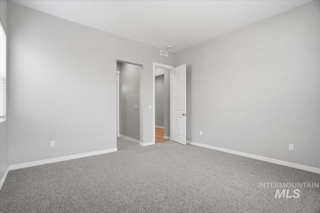 1301 White Cliffs St, Middleton, ID 83644