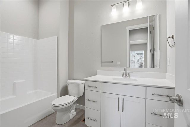 1301 White Cliffs St, Middleton, ID 83644