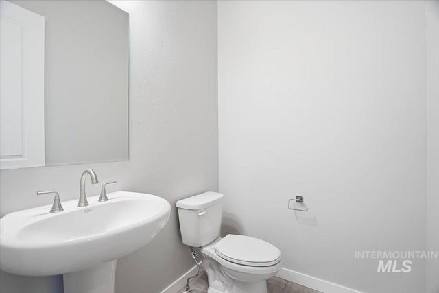 1301 White Cliffs St, Middleton, ID 83644