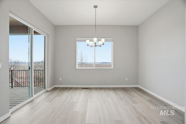 1301 White Cliffs St, Middleton, ID 83644