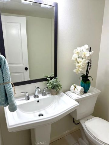 93 Painted Trellis, Irvine, CA 92620