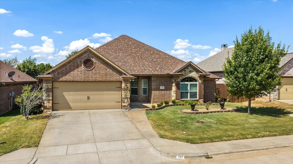 122 Donna Circle, Granbury, TX 76049 — exterior
