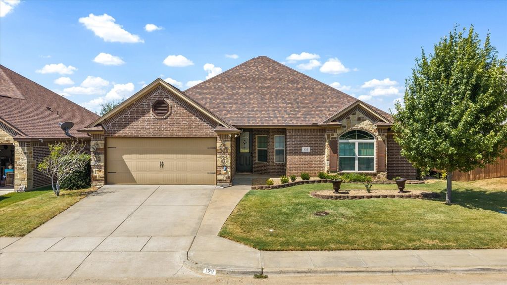 122 Donna Circle, Granbury, TX 76049 — photo 2