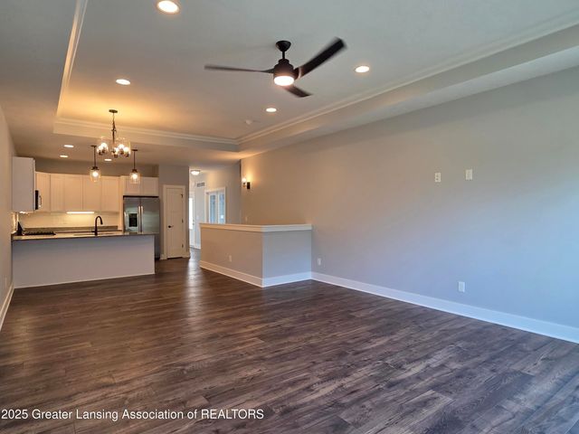 810 Joyce Lane, St. Johns, MI 48879