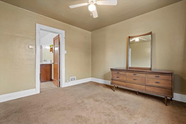 2837 S 15th STREET, Milwaukee, WI 53215