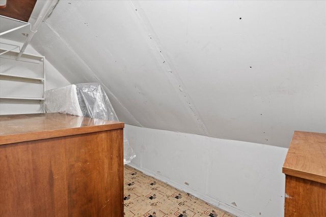 2837 S 15th STREET, Milwaukee, WI 53215