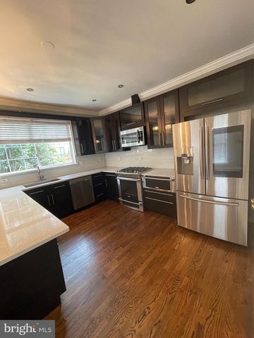 6633 CREEK POINT WAY, Alexandria, VA 22315