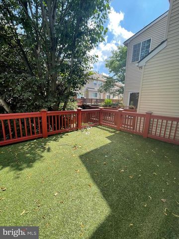 6633 CREEK POINT WAY, Alexandria, VA 22315