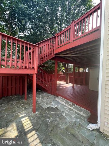 6633 CREEK POINT WAY, Alexandria, VA 22315