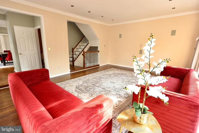 6633 CREEK POINT WAY, Alexandria, VA 22315