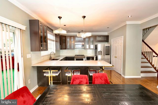 6633 CREEK POINT WAY, Alexandria, VA 22315