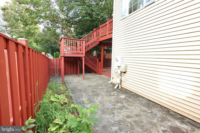 6633 CREEK POINT WAY, Alexandria, VA 22315