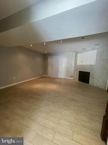 6633 CREEK POINT WAY, Alexandria, VA 22315