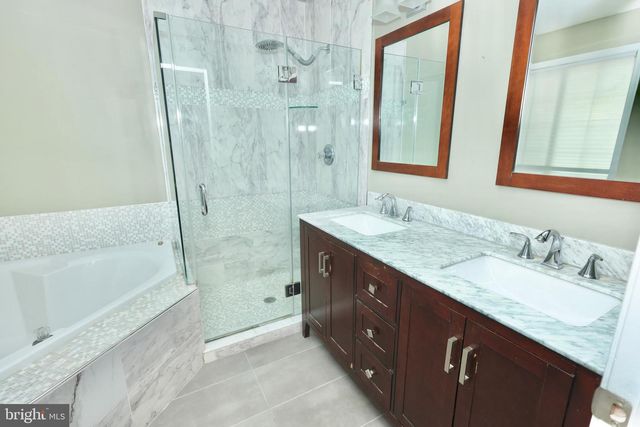 6633 CREEK POINT WAY, Alexandria, VA 22315