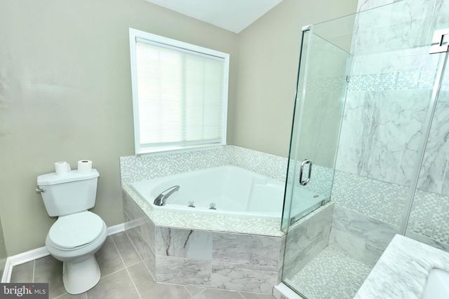 6633 CREEK POINT WAY, Alexandria, VA 22315