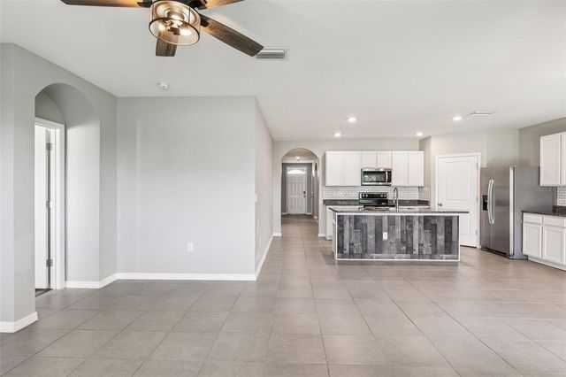 10904 TALLY FAWN LOOP, San Antonio, FL 33576