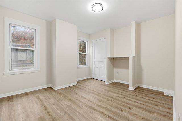 13 Marchmont Street, Ingram, PA 15205