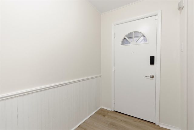 13 Marchmont Street, Ingram, PA 15205