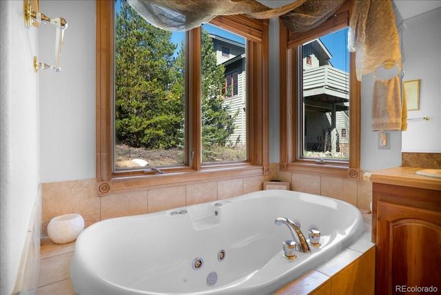 1871 Peregrine Lane, Silverthorne, CO 80498