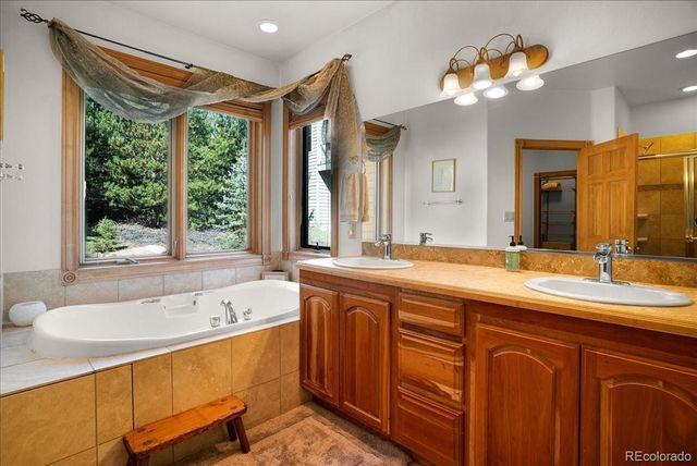 1871 Peregrine Lane, Silverthorne, CO 80498