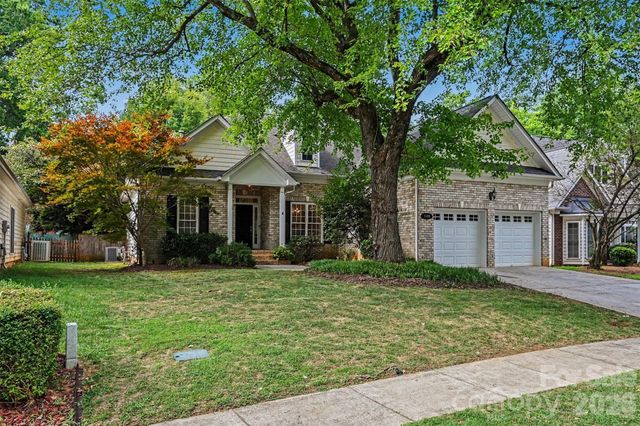 1109 Moray Court, Charlotte, NC 28211