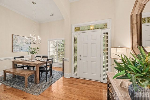 1109 Moray Court, Charlotte, NC 28211
