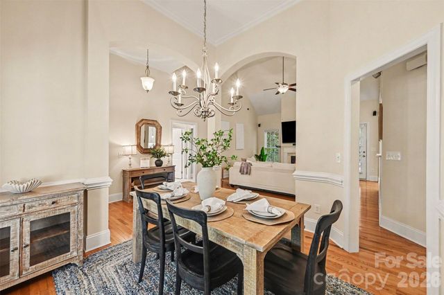 1109 Moray Court, Charlotte, NC 28211