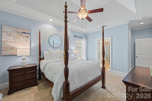 1109 Moray Court, Charlotte, NC 28211