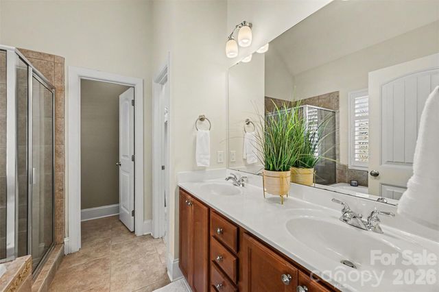 1109 Moray Court, Charlotte, NC 28211