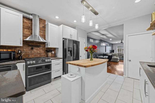 2512 E FAIRMOUNT AVE, Baltimore, MD 21224