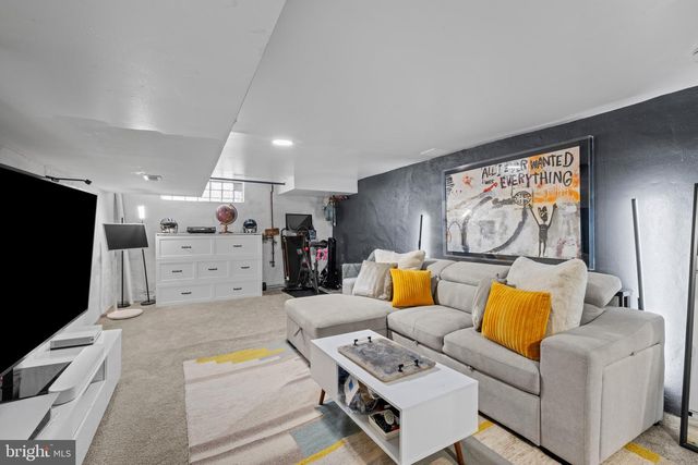 2512 E FAIRMOUNT AVE, Baltimore, MD 21224