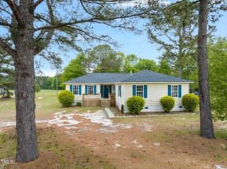 211 Chesters Road, Roseboro, NC 28382