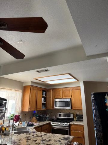37401 Richmond, Palmdale, CA 93552