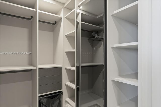 17875 Collins Ave 3906, Sunny Isles Beach, FL 33160