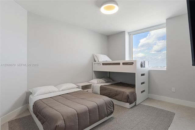 17875 Collins Ave 3906, Sunny Isles Beach, FL 33160