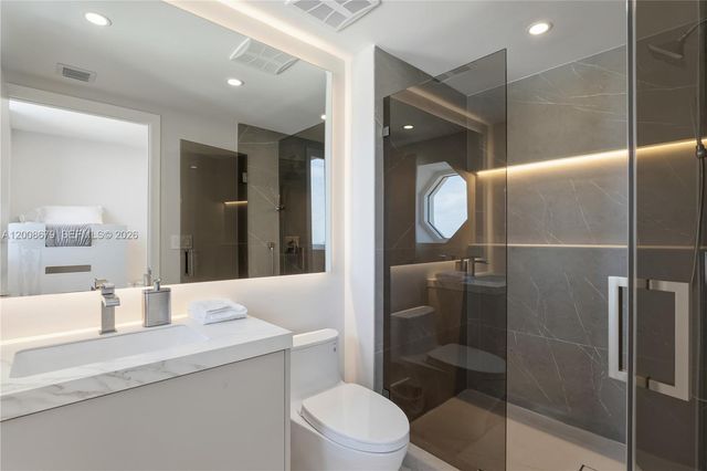 17875 Collins Ave 3906, Sunny Isles Beach, FL 33160