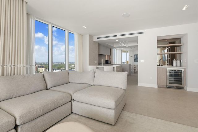 17875 Collins Ave 3906, Sunny Isles Beach, FL 33160