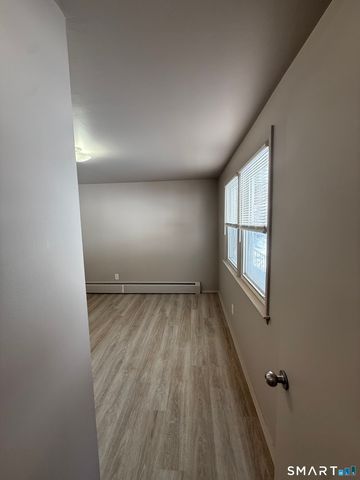 30 Bungay Road 5, Seymour, CT 06483