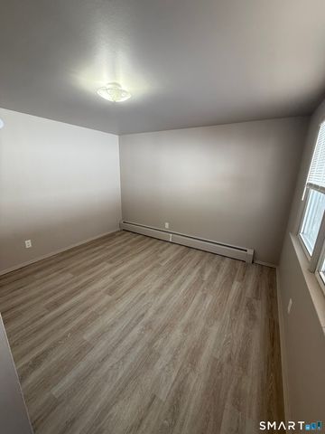 30 Bungay Road 5, Seymour, CT 06483