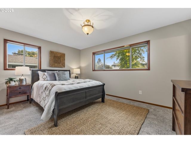 14354 Se CAROL Ave, Milwaukie, OR 97267